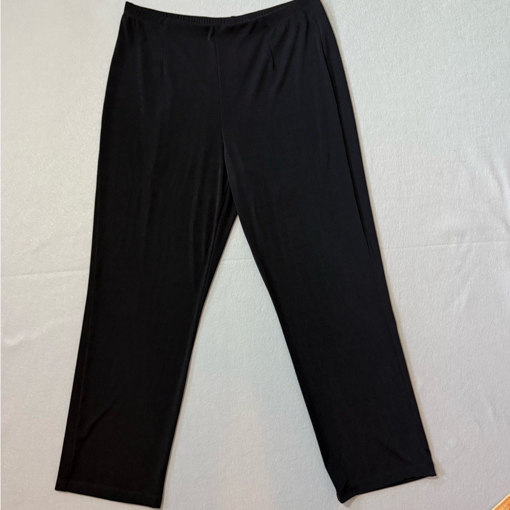Chico's Elastic Waist Comfort Slinky Stretch Fabric Elegant Black Trousers